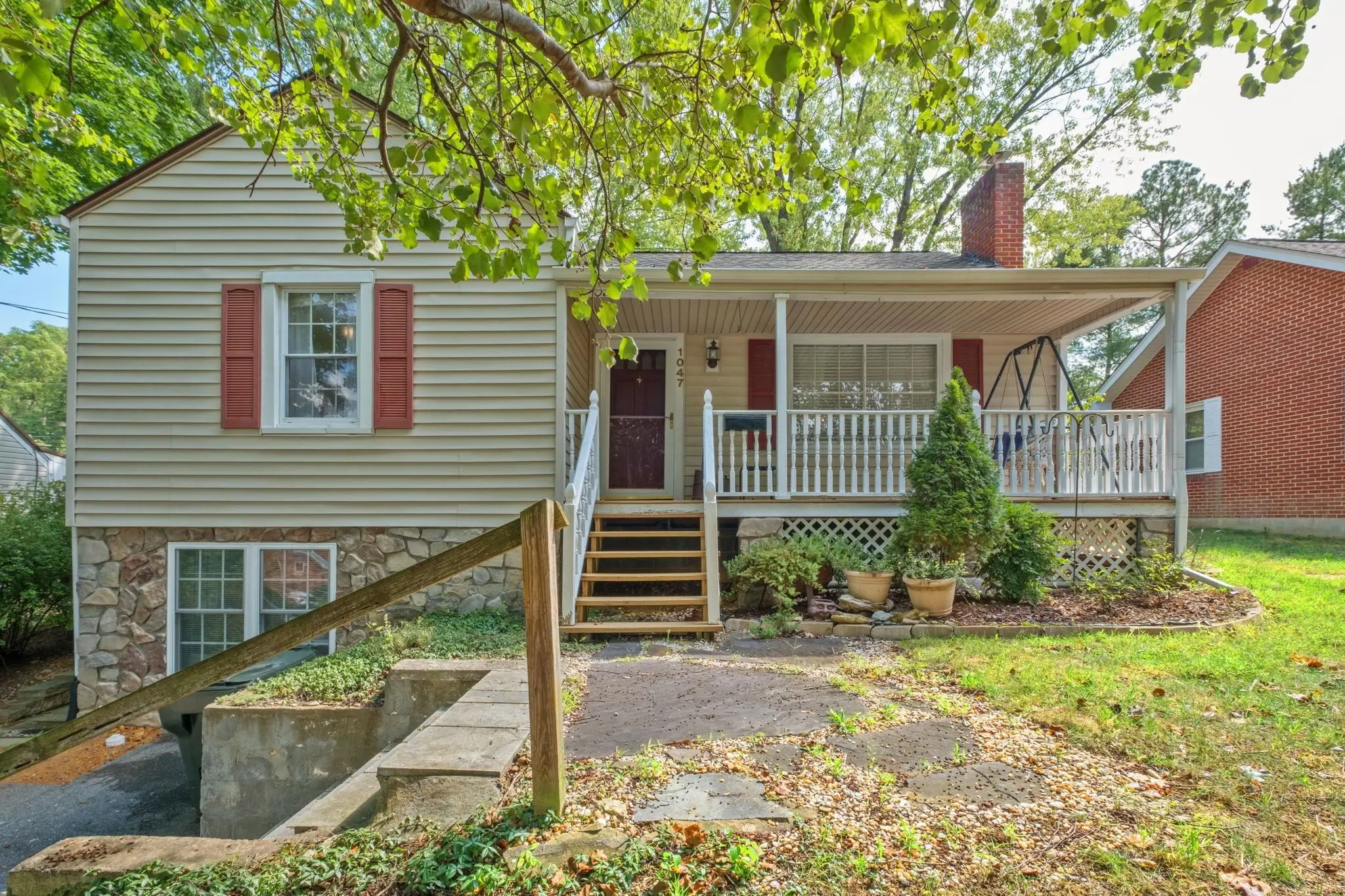1047 Selma Blvd, Staunton