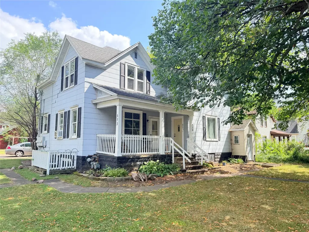 573 N Dewey Street 1&2, Eau Claire