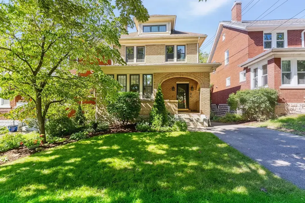 456 Mapleton Avenue, Mt Lebanon