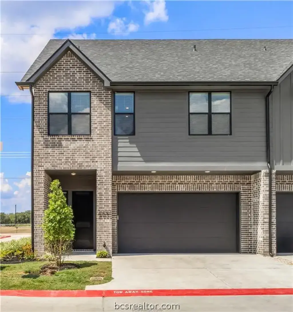 2918 Shepherd 1301, College Station