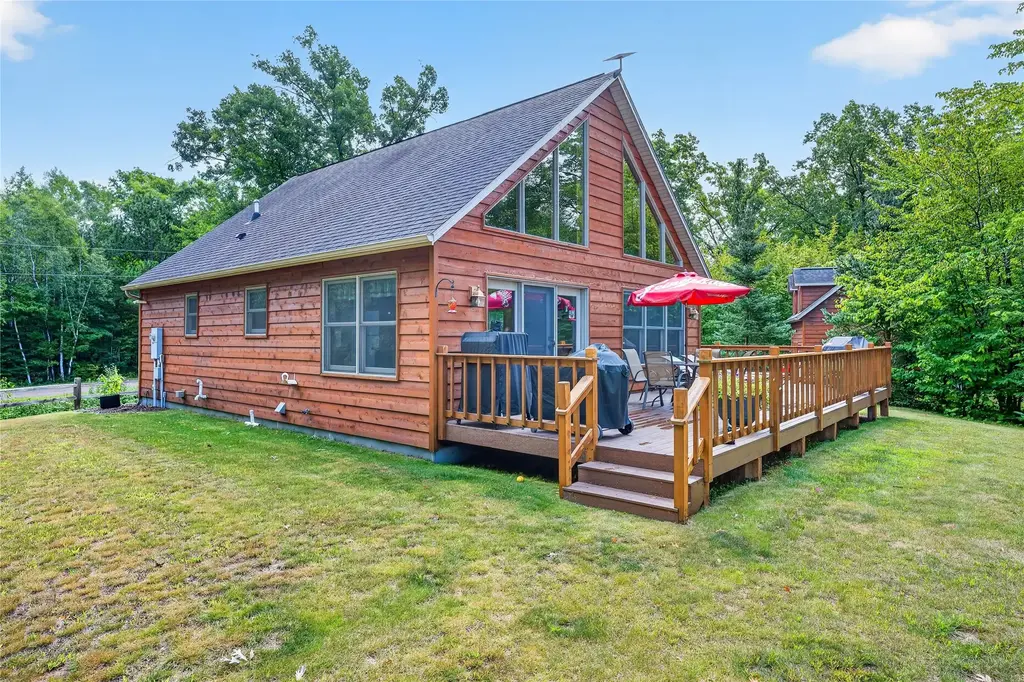 N11489 Acorn Road, Trego