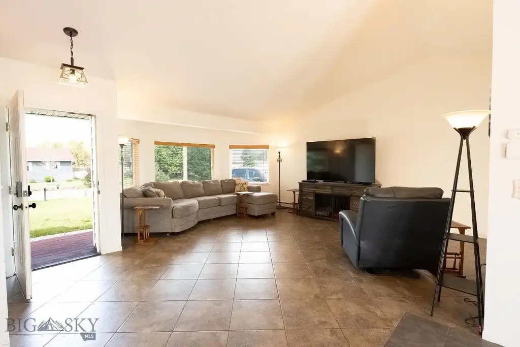 278 Valley Grove, Bozeman