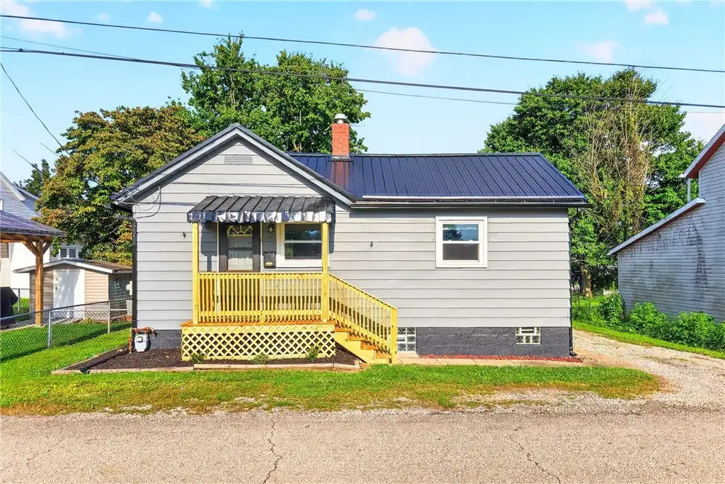 107 Dinsmore Street, Washington