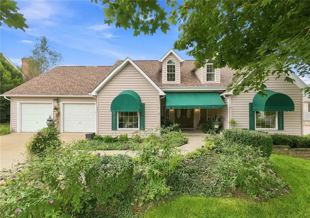 5015 Prides Court, Murrysville
