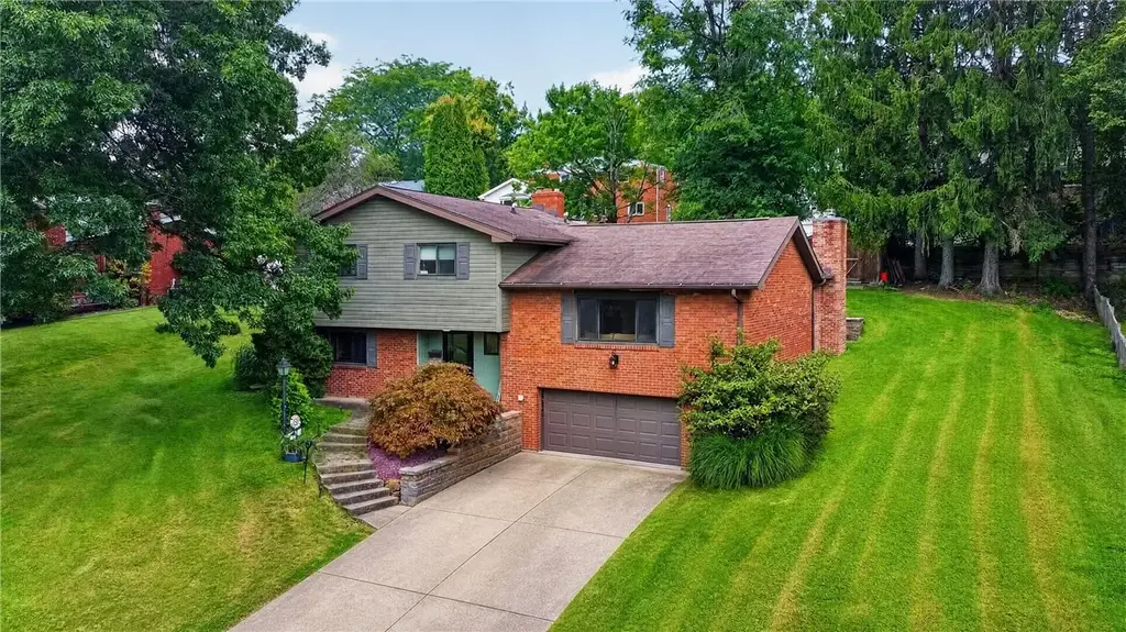 326 Highland Pines Drive , Ross