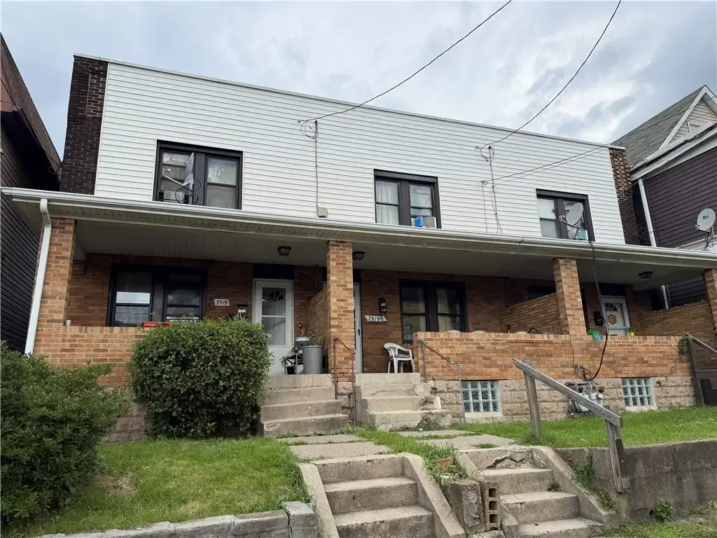7519-7521 Roslyn Street, Swissvale