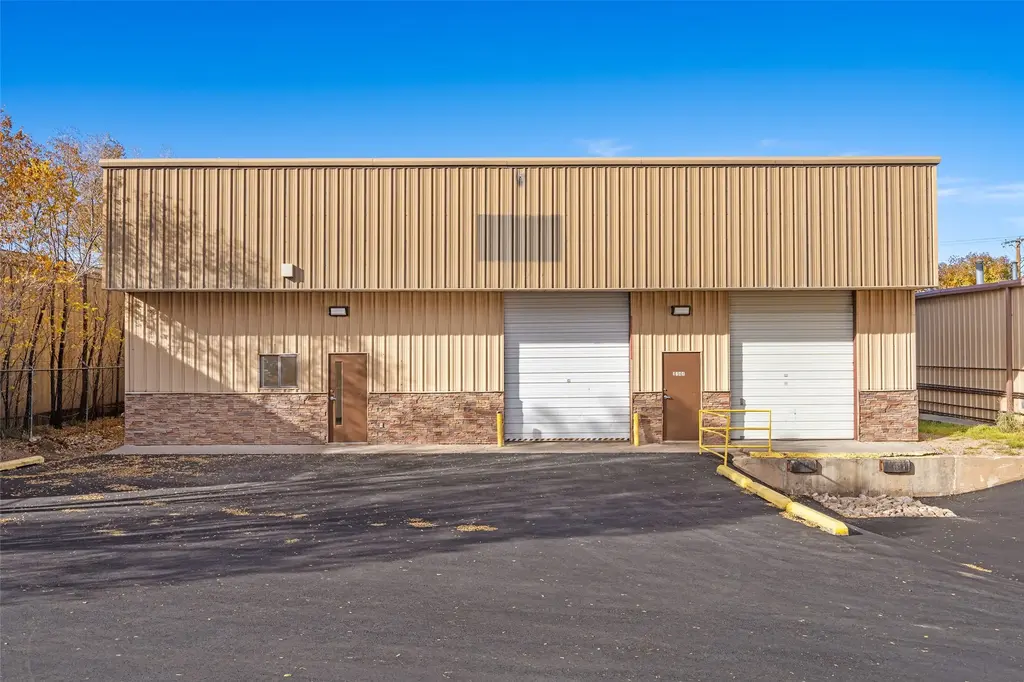 1244 Calle De Comercio, Santa Fe