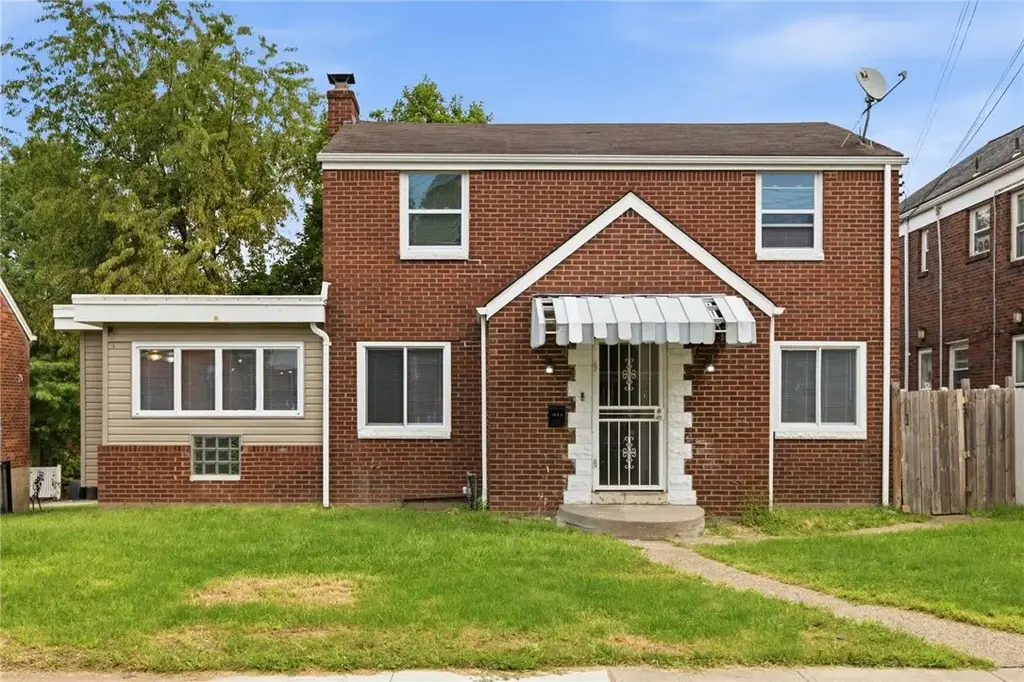 1025 Washington Street, McKeesport