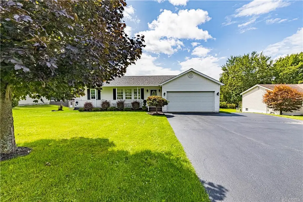 3699 Mitchell Road , Neshannock
