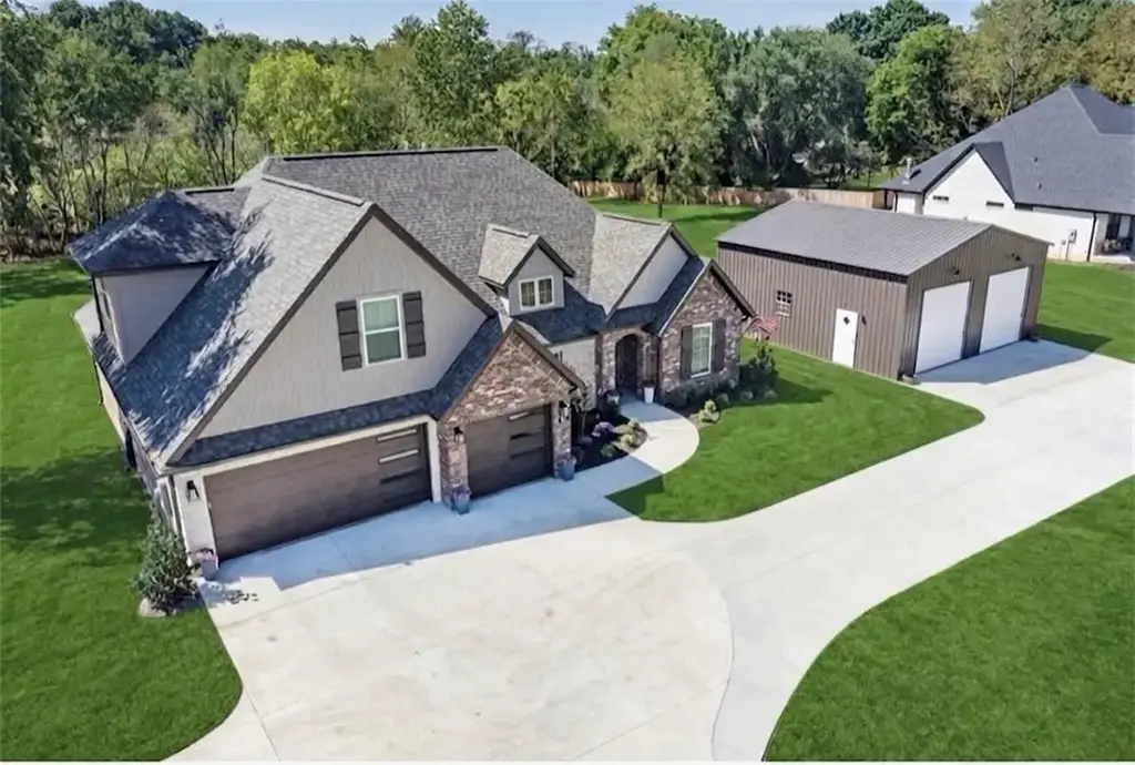4515 W Mount Comfort Road, Fayetteville