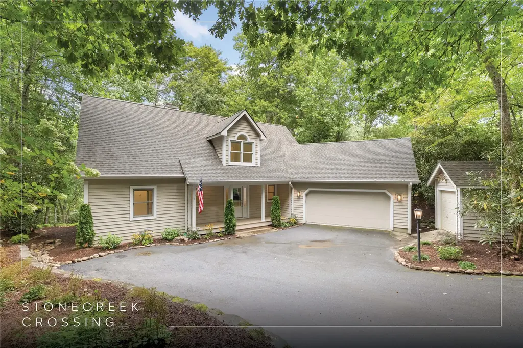 90 Stonecreek Crossing, Sapphire