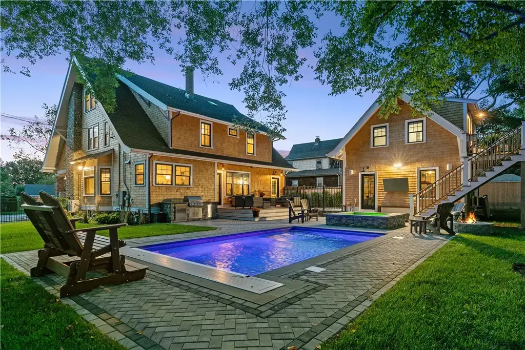 14 Kay Blvd, Middletown