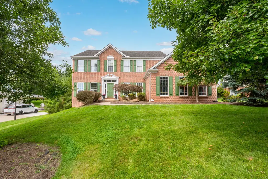 8604 Christine Court, South Fayette