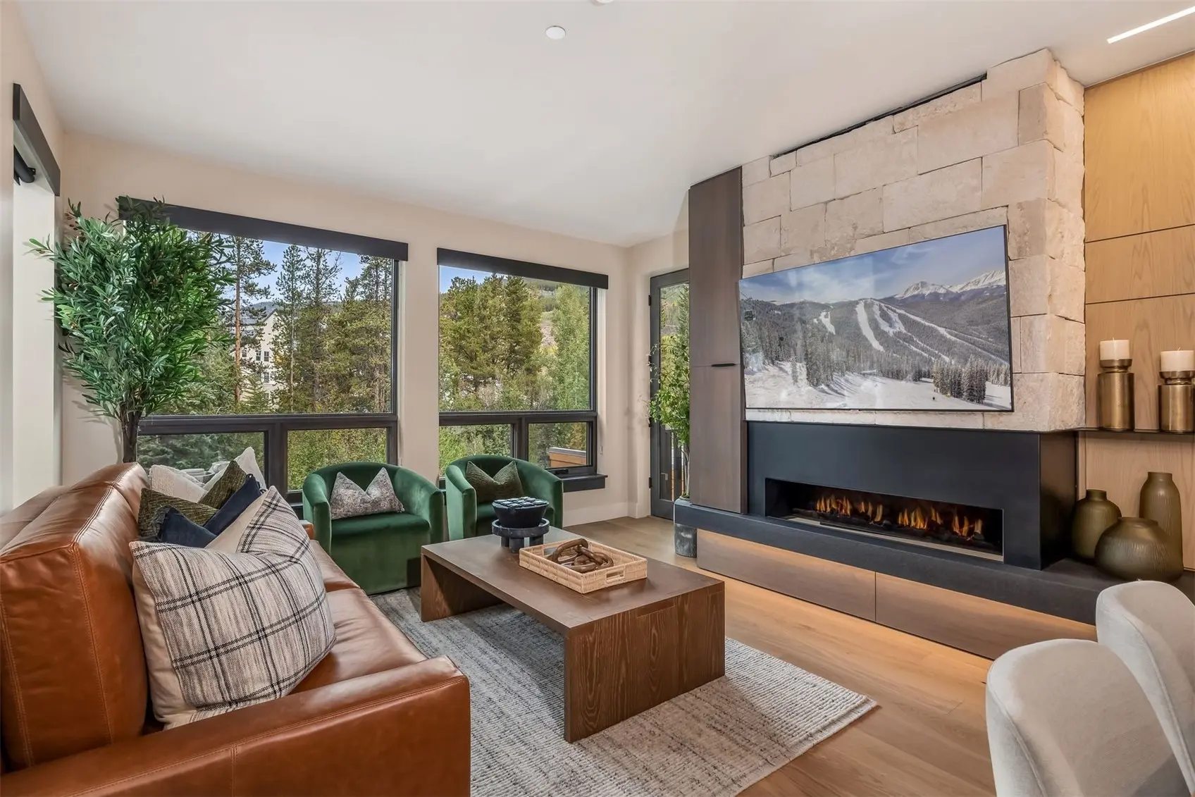 75 Hunkidori Court W203, Keystone