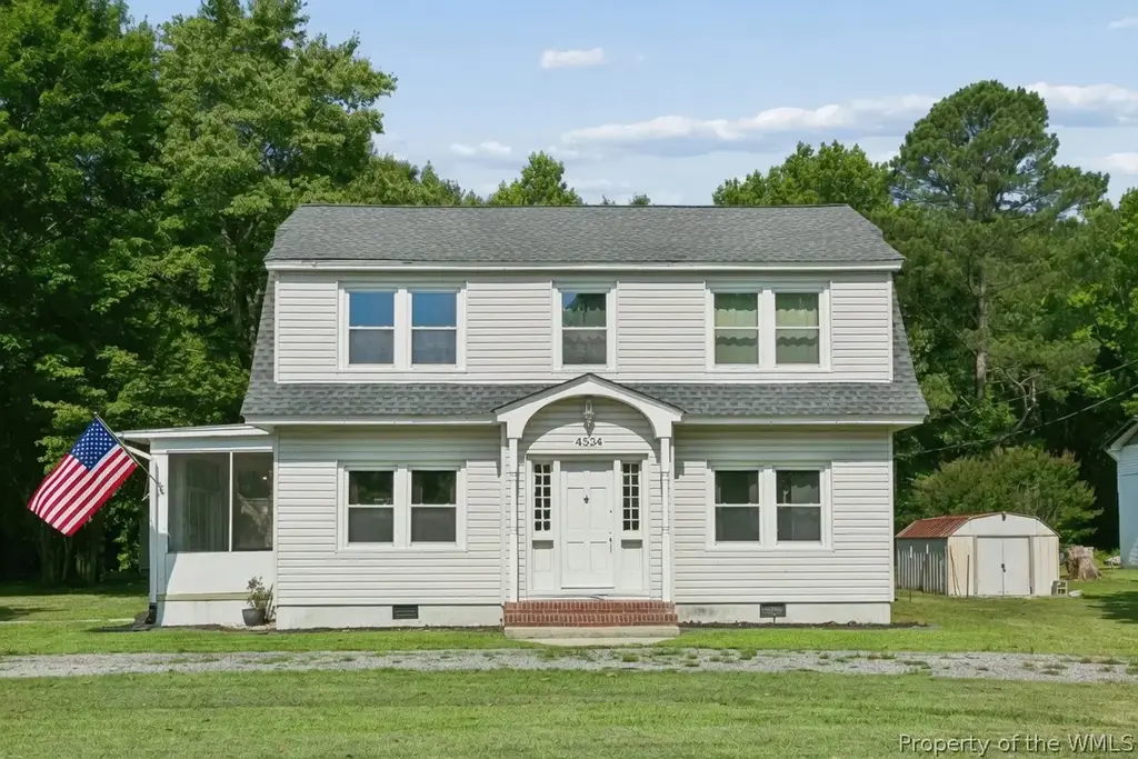 4534 George Wash Memorial Highway, Hayes