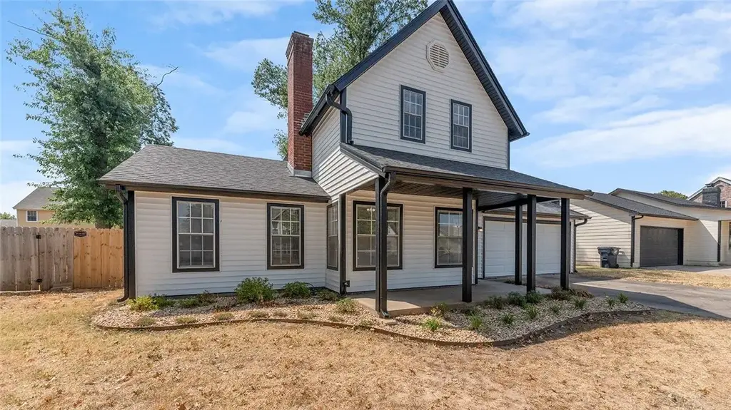 2408 W Mulberry Street, Rogers