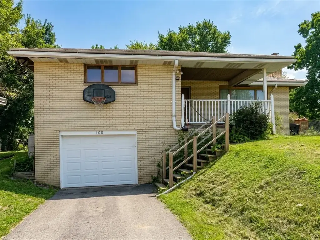 108 Mobert Drive , Rostraver