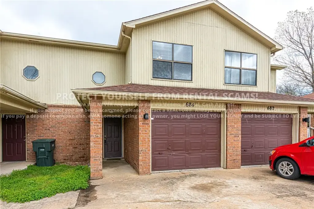 684 W Martha Drive, Fayetteville