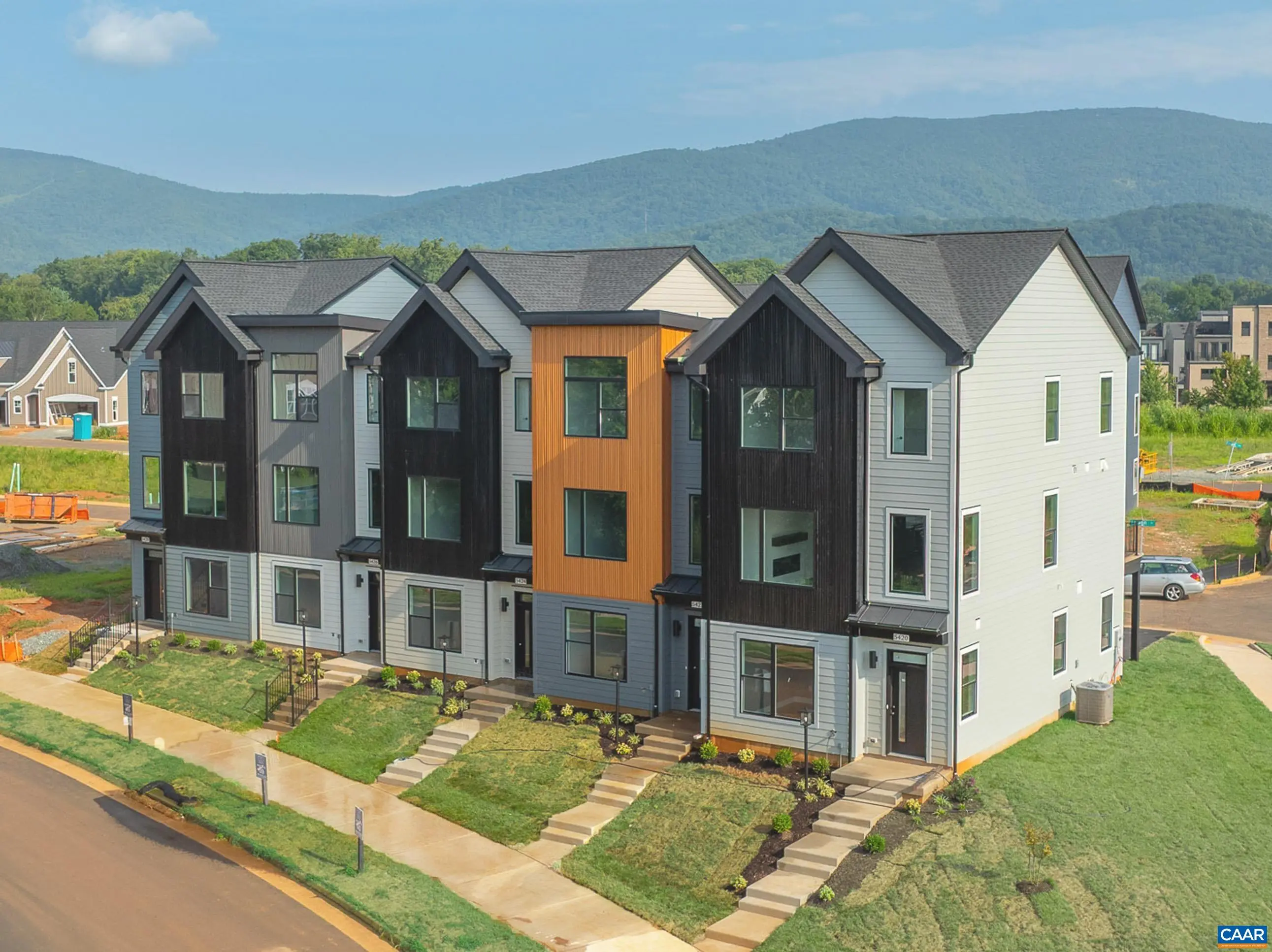 14 Larkin Ave, Crozet