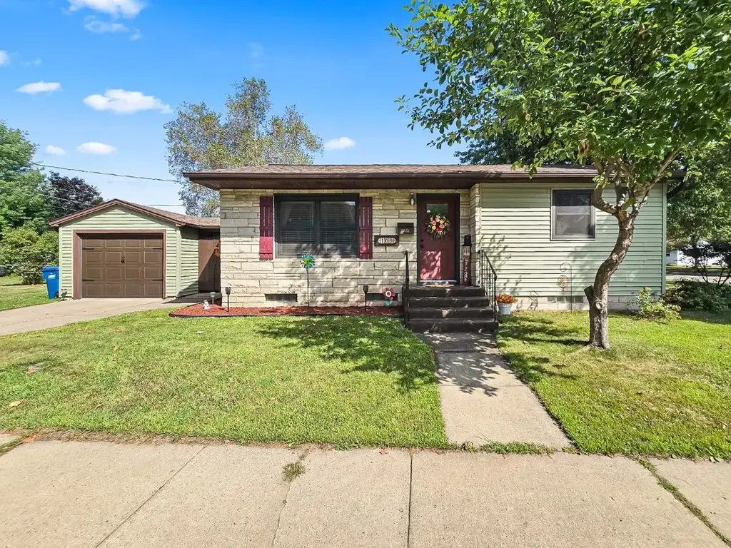 109 N Wisconsin Avenue, Rice Lake