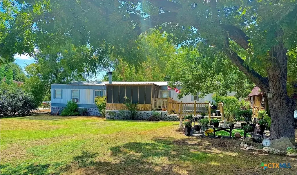 802 N Glass Street, Franklin