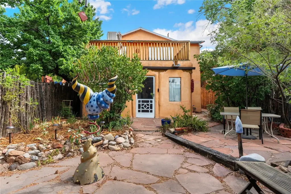614 Paseo De Peralta, Santa Fe