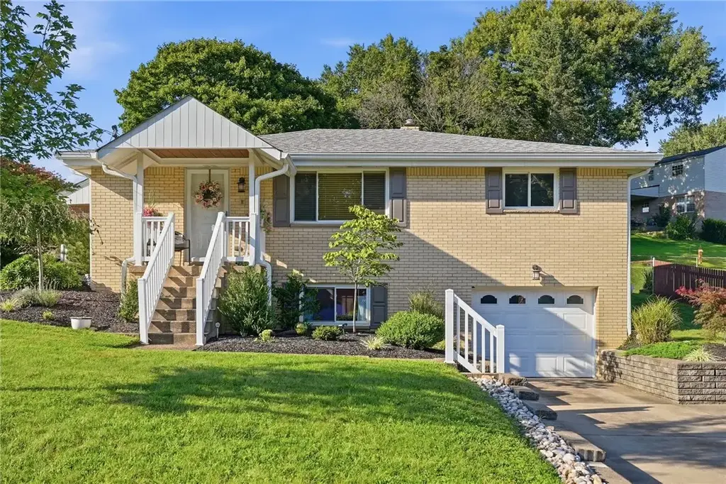 13 Eichelberger Drive , Robinson