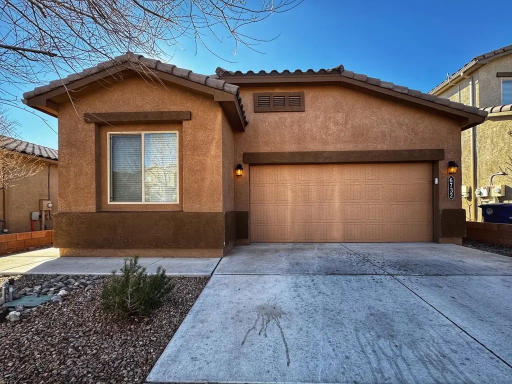6732 Oro Valley Road Nw, Albuquerque