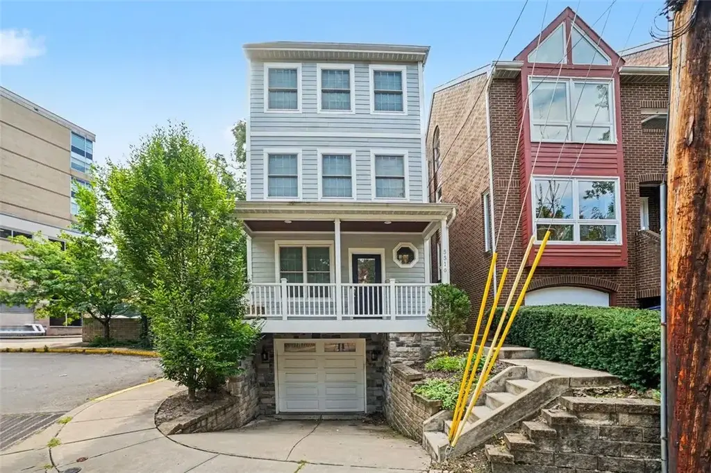 5516 Claybourne Street , Shadyside