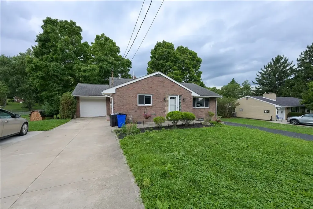 1013 Shenango Road , Chippewa
