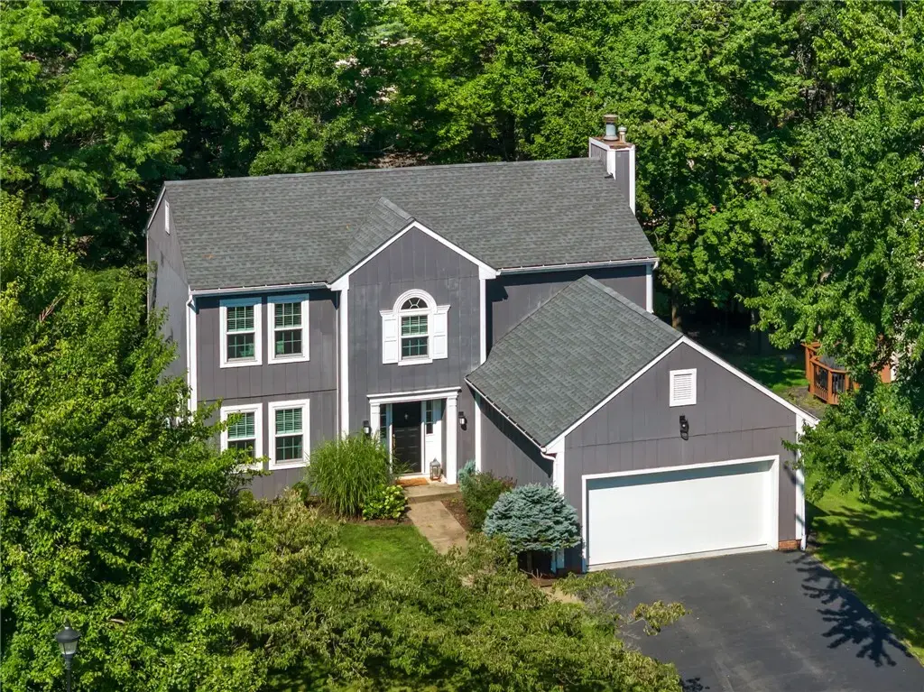 130 Valley Forge Drive, Cranberry