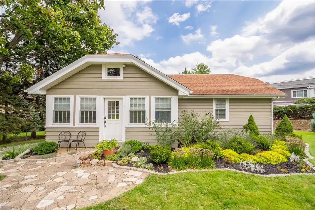 5827 Irishtown Road , Bethel Park