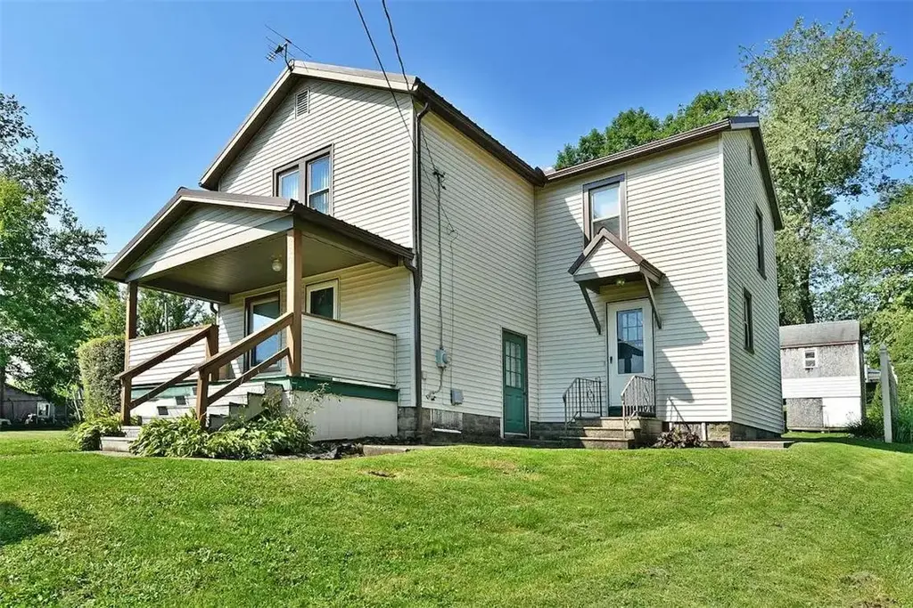 267 Maple Way, Sharon