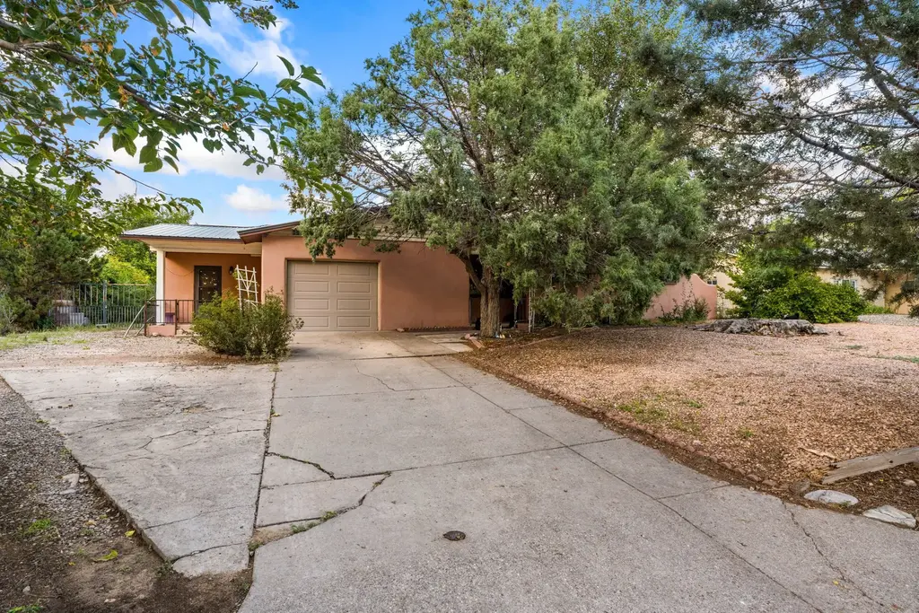 803 Sunset, Espanola