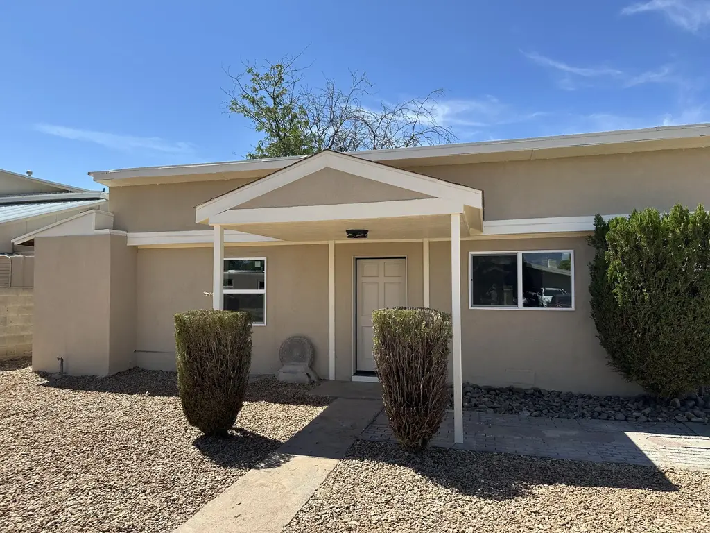 2827 Bel Air Drive Ne, Albuquerque