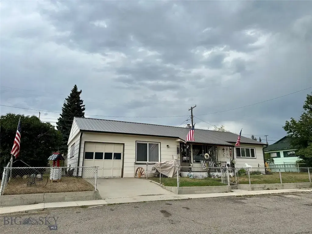 835 16th Street, Butte