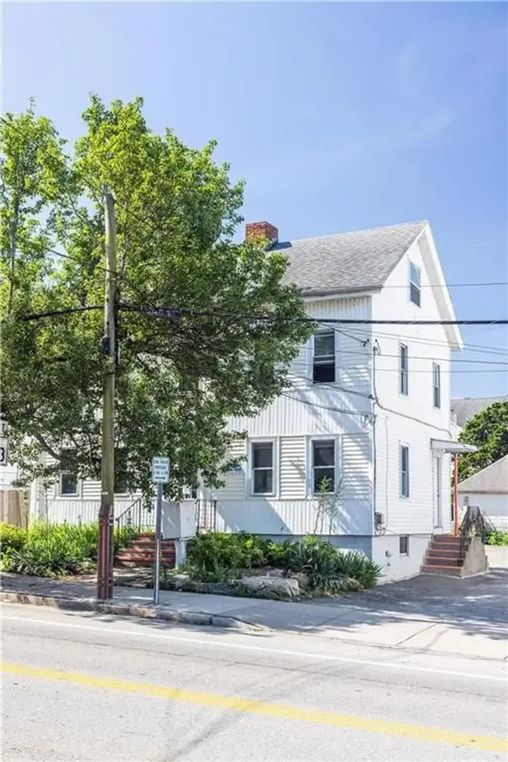 89 Warren Ave # 2, East Providence