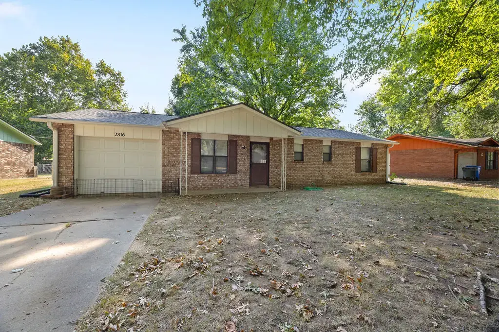 2816 Susan Carol Lane, Fayetteville