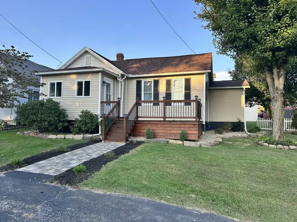 242 Olive Street, Hempfield