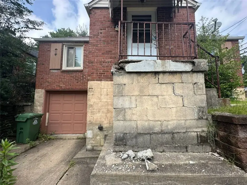 2197 Village Drive , Wilkinsburg