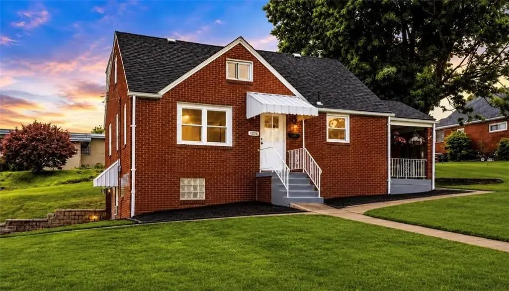 1376 Peterson Drive , Jefferson Hills