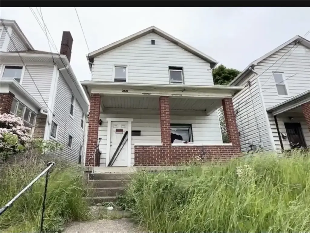 360 Mitchell Avenue , Clairton