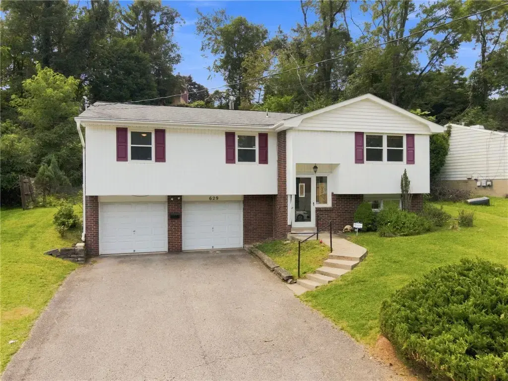 629 National Drive , Penn Hills
