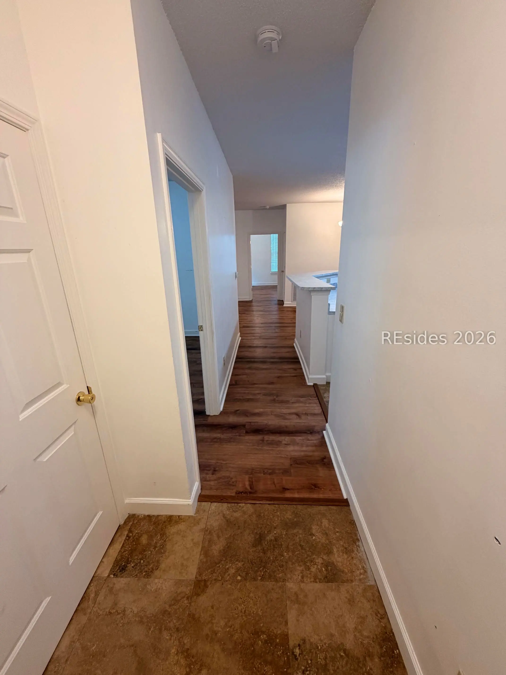 Photo of Listing #512686