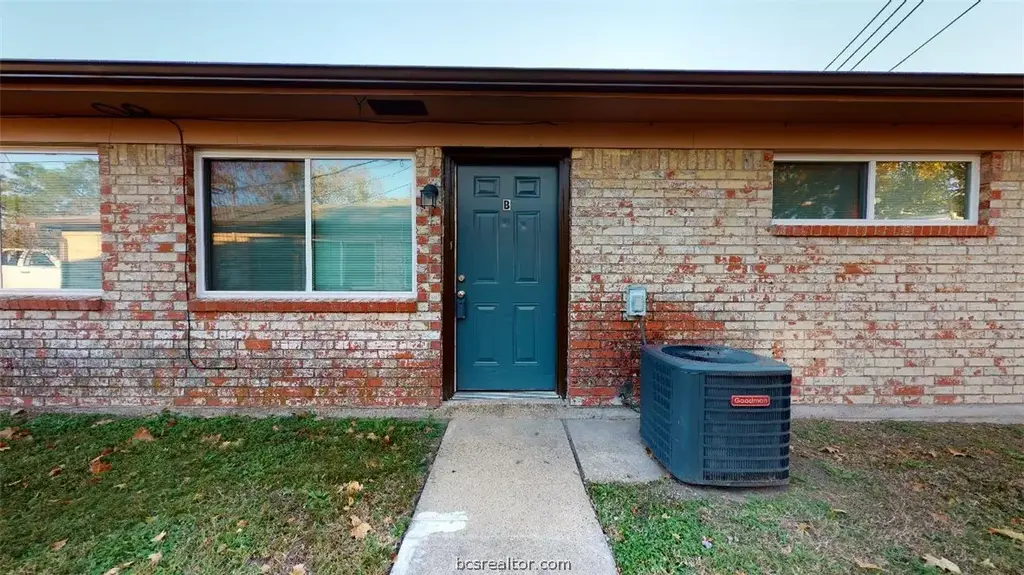 206 Lynn Drive B, Bryan