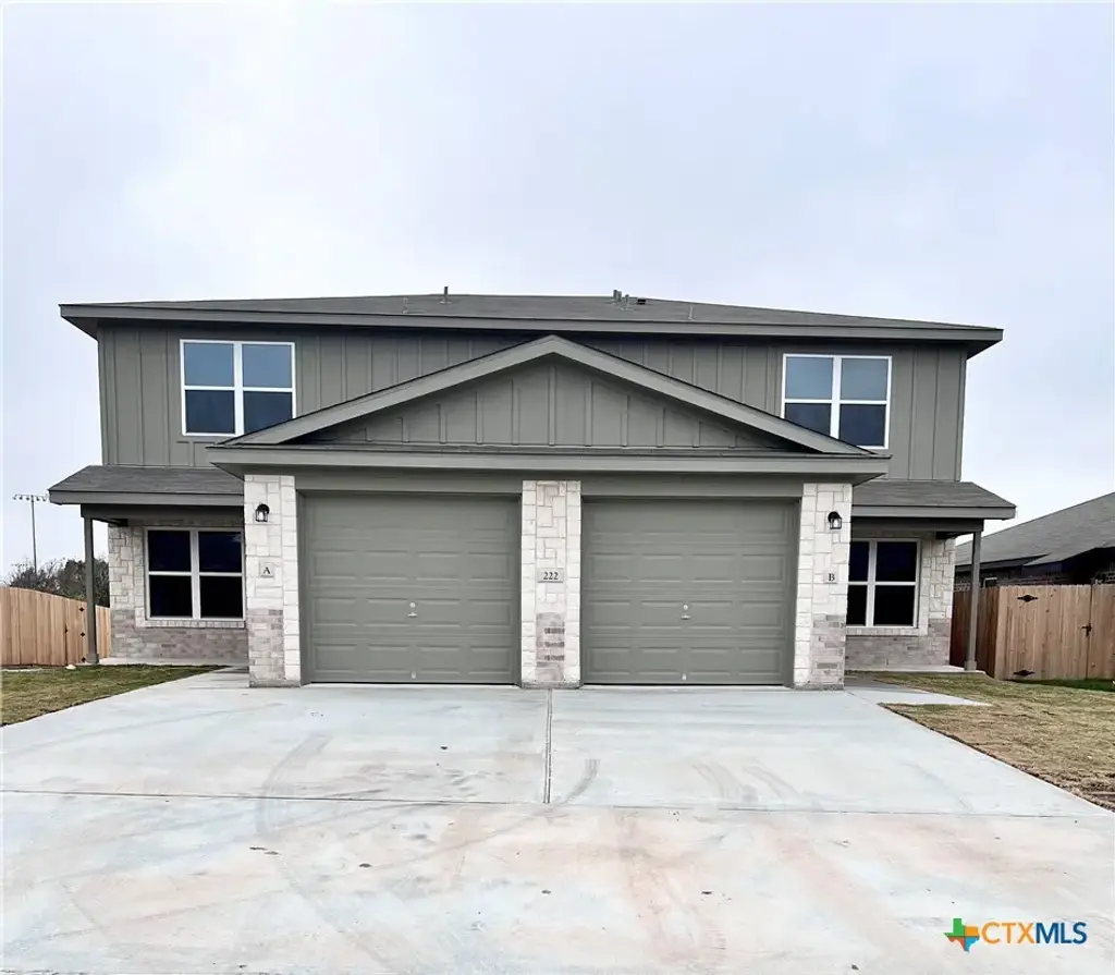 222 Dolphin Drive, Temple