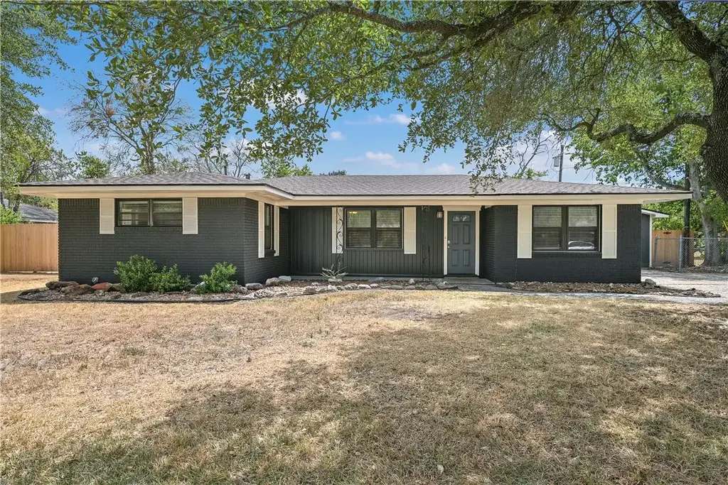 1214 Haines Drive, College Station