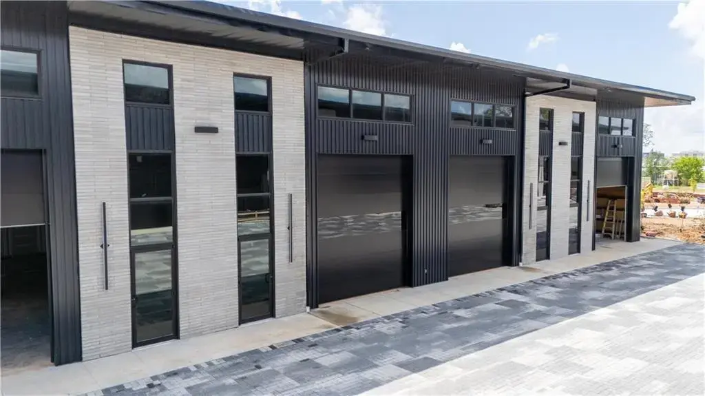 2103 S 31st Street 16, Rogers