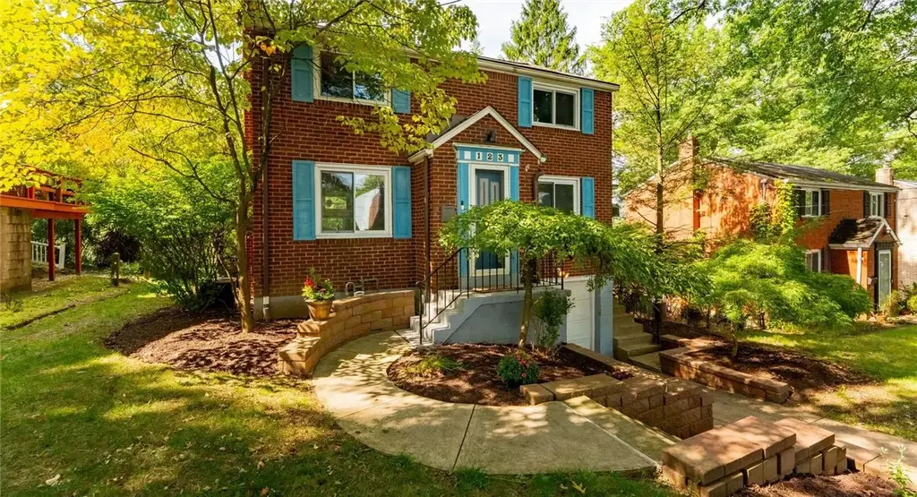123 Williams Place , Forest Hills Boro