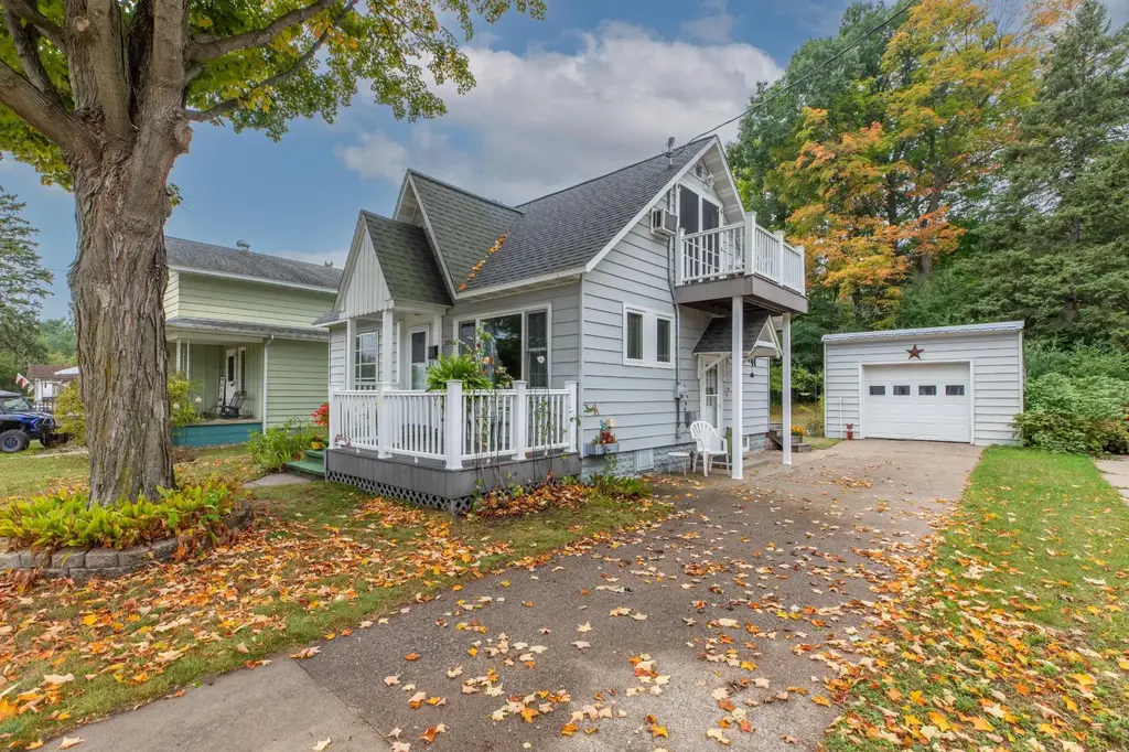 324 Oak St, Rhinelander